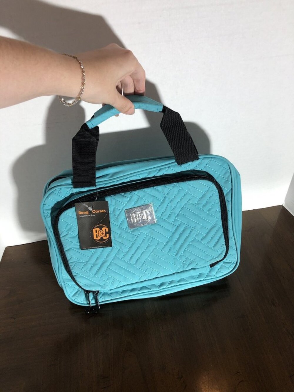 B & C Large Quilted Hanging Travel Cosmetic Case In Turquoise 12” x 9” x 3”
